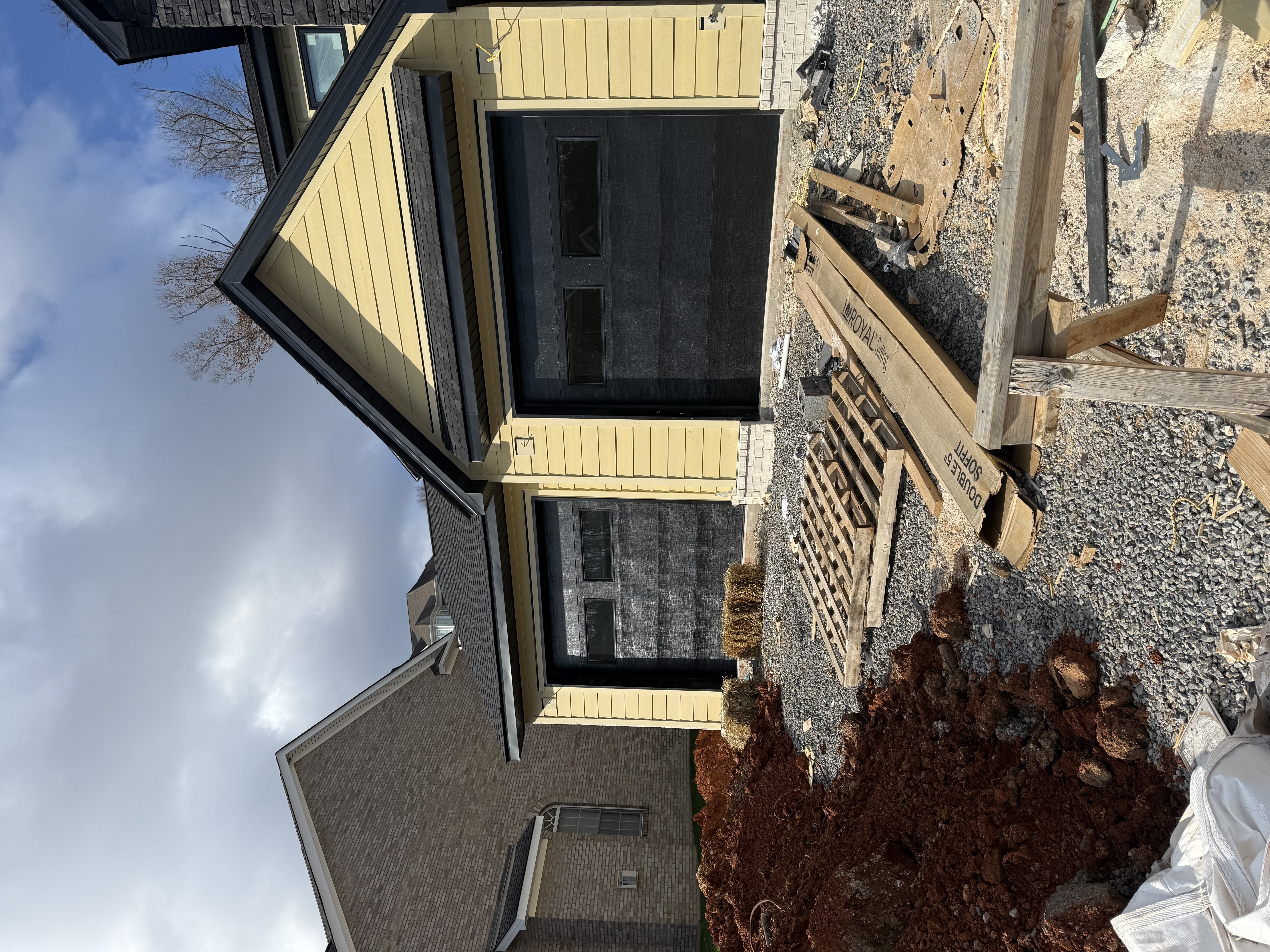 Expert Garage Door Craftsmanship - Professional Installation